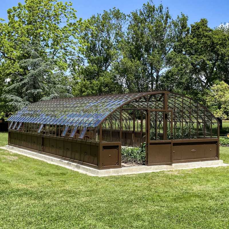 Glashaus AMBOISE Breite 5,60 m mit Aluminiumsockel